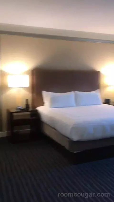 One Bedroom King Suite (#757) bed picture #2