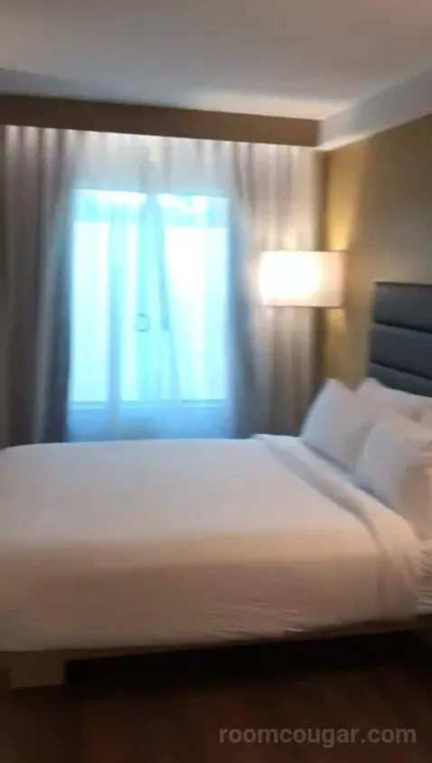 2 Queen Room with City View, Roll-In Shower ADA (#212) bed picture #7