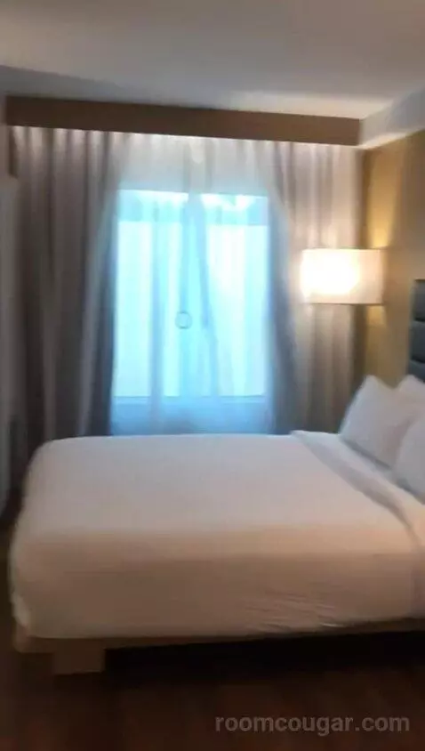 2 Queen Room with City View, Roll-In Shower ADA (#212) bed picture #8
