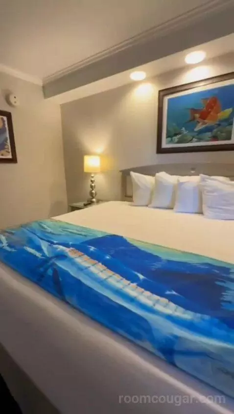Resort View Two Bedroom Suite with Two Queens and One King (#1836) view picture #8