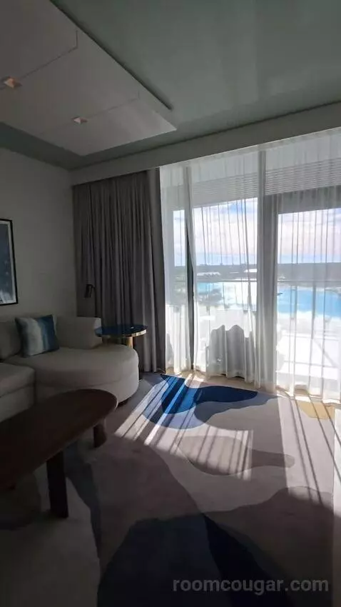 One Bedroom King Suite with Lagoon View, Accessible (#722) view picture #10
