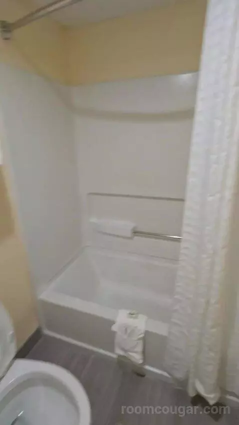 Queen Room with Two Queen Beds (#127) bathroom picture #3