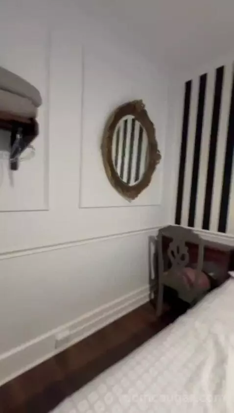 Double Queen (#103) bed picture #10