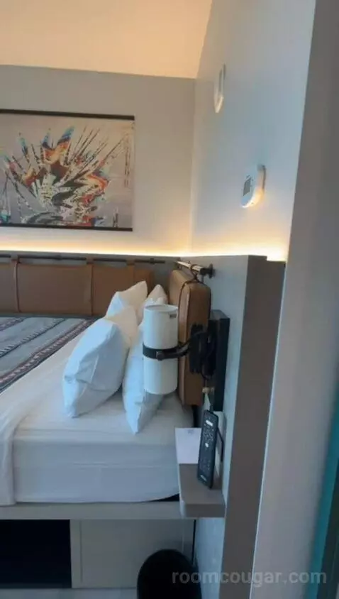 Queen Room with Two Queen Beds (#301) bed picture #2