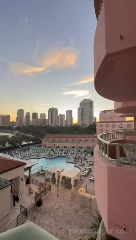Premium Bay View Tower, Guest Room, 2 Queen (#566) view picture #7