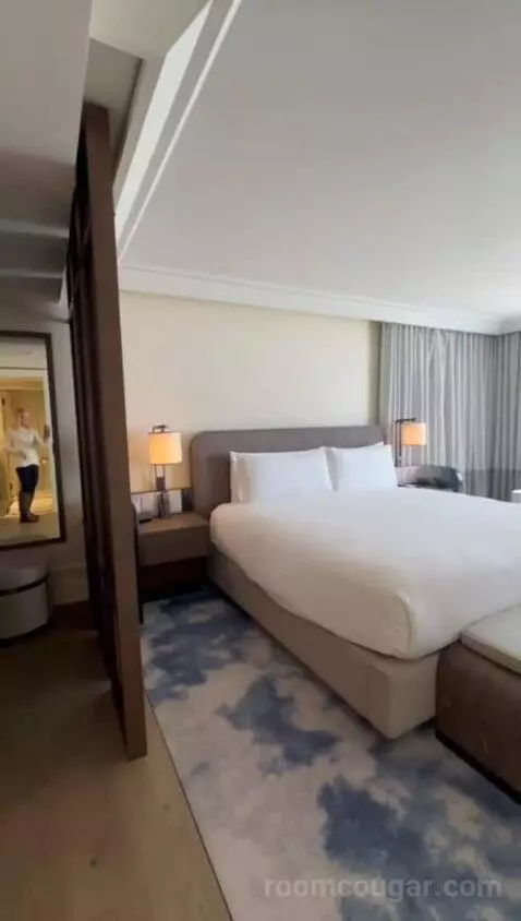 Presidential King Suite with Bay View - Top Floor/Tower (#361) bed picture #8