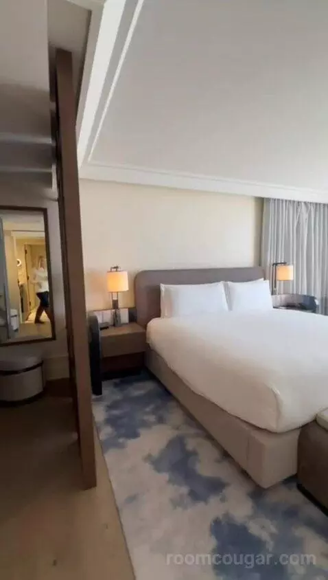 Presidential King Suite with Bay View - Top Floor/Tower (#361) bed picture #11
