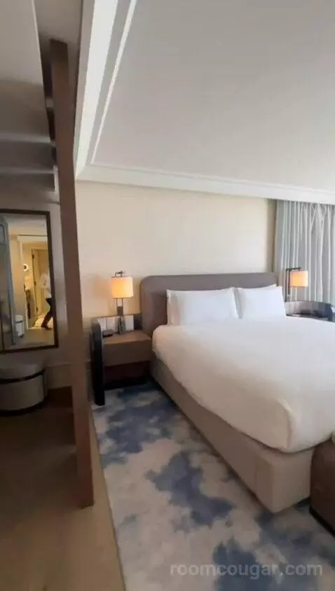 Presidential King Suite with Bay View - Top Floor/Tower (#361) bed picture #12