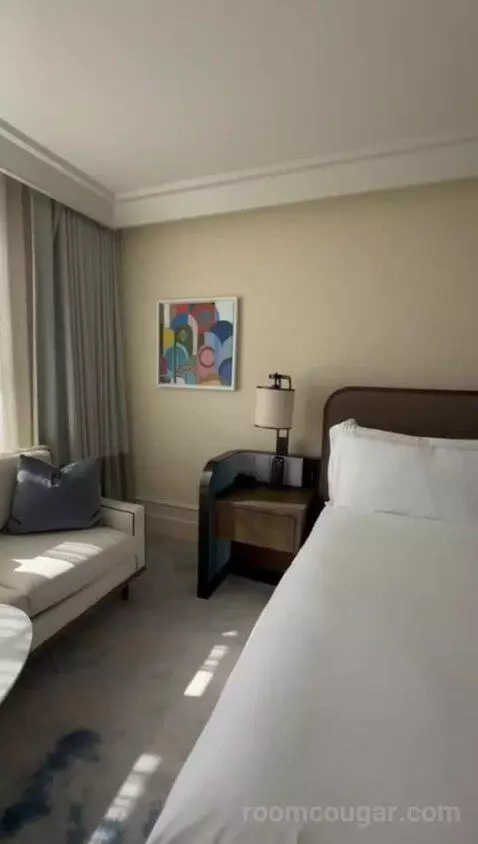 Deluxe Guestroom with Resort Views, Historic Building, 1 King (#539) bed picture #5
