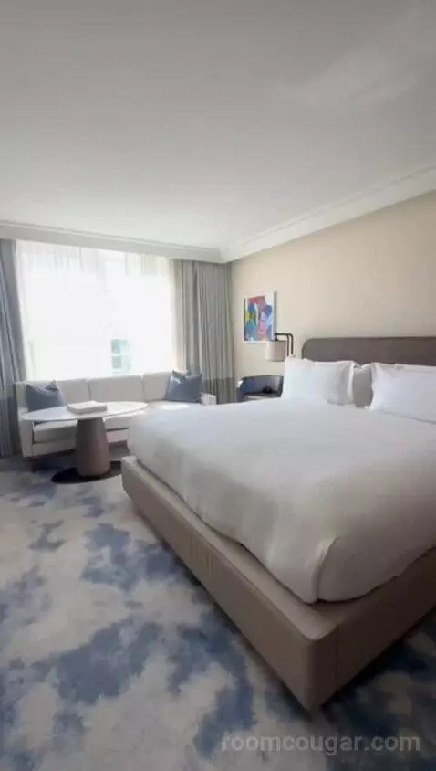 Deluxe Guestroom with Resort Views, Historic Building, 1 King (#539) bed picture #11