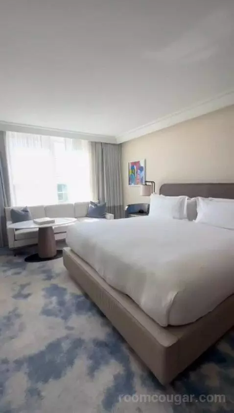 Deluxe Guestroom with Resort Views, Historic Building, 1 King (#539) bed picture #12