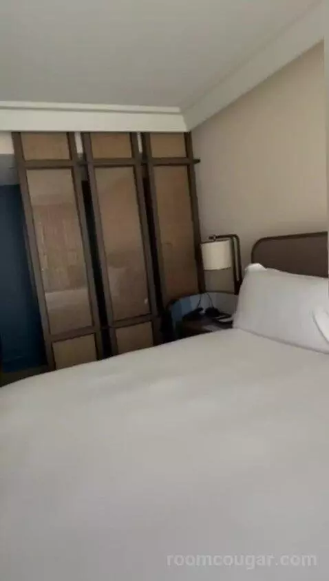 Premium Guestroom with Bay View, Historic Building, High Floor, 1 King (#647) bed picture #12