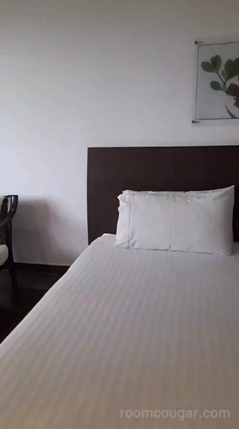 Luxury Twin Room with Balcony (#905) bed picture #3