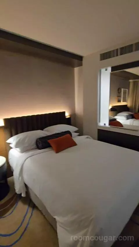 Queen Room with Two Queen Beds and City View (#904) bed picture #12