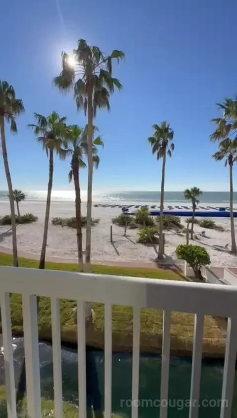 Villa - Beach Front (#3222) view picture #7