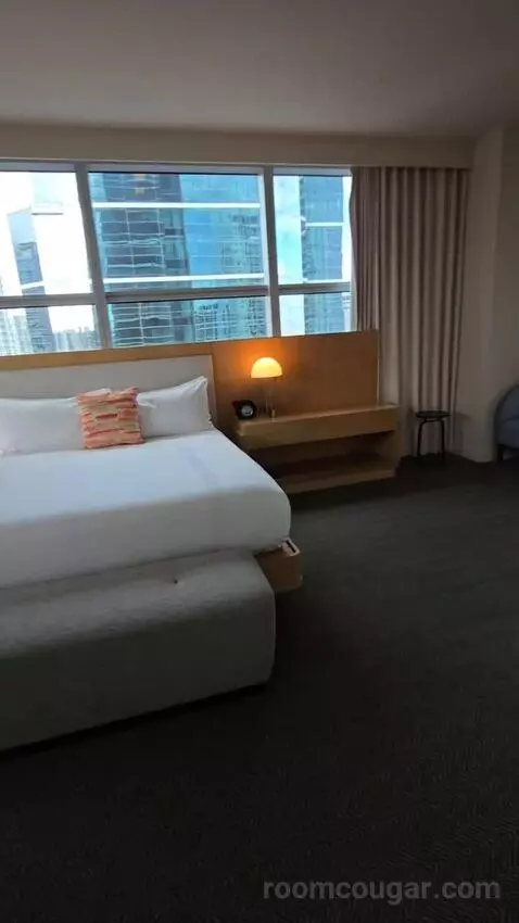 Panoramic View One Bedroom Suite (#1801) bed picture #8