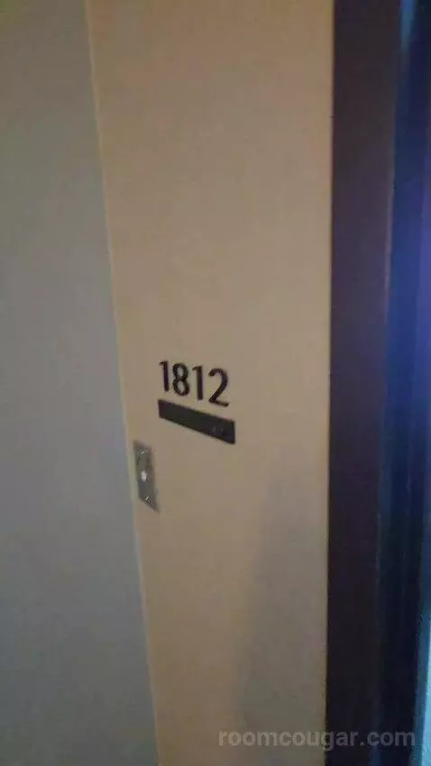 Bay View King, Accessible (#1812) picture #1