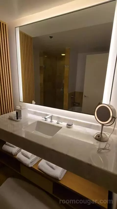 Bay View Double (#1820) bathroom picture #3