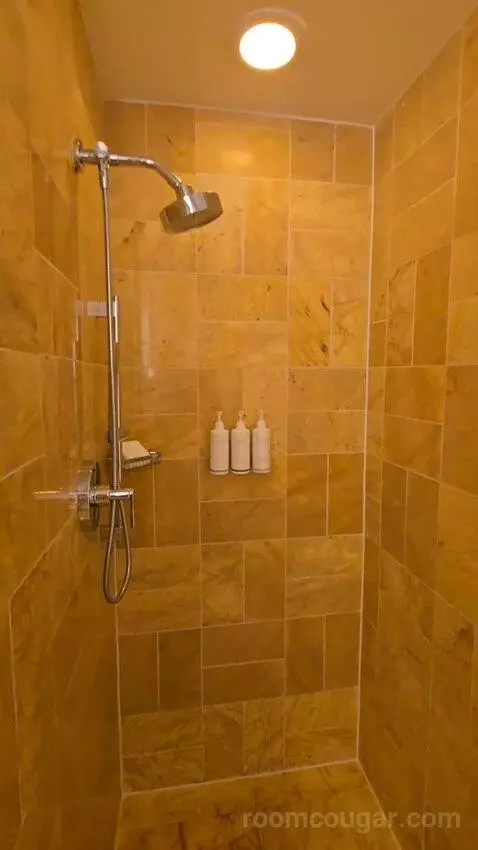 Bay View Double (#1820) bathroom picture #9