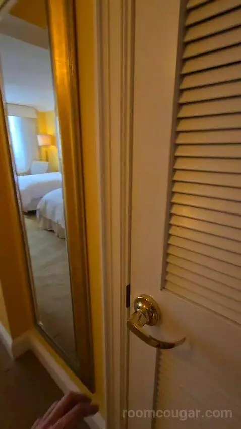 Guest Room with Two Double Beds and City View (#1810) picture #2
