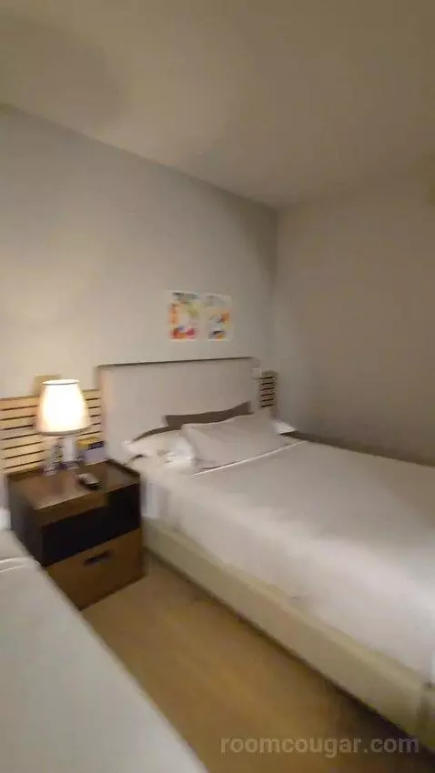 Essential Double Room with Two Double Beds and City View (#1826) bed picture #5