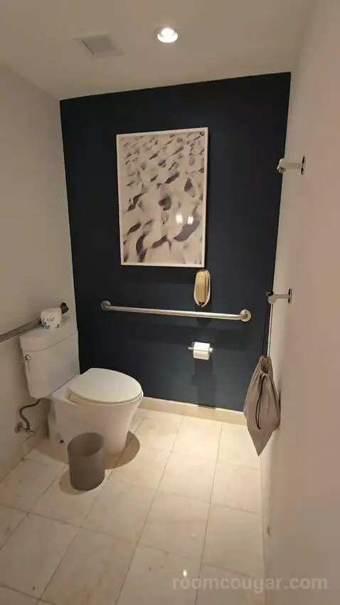 Essential Double Room with Two Double Beds and City View (#1826) bathroom picture #3