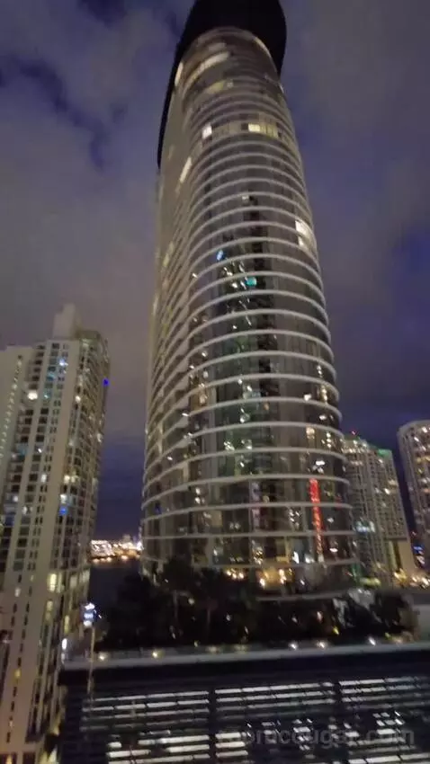One-Bedroom Suite with Water View (#1901) view picture #11