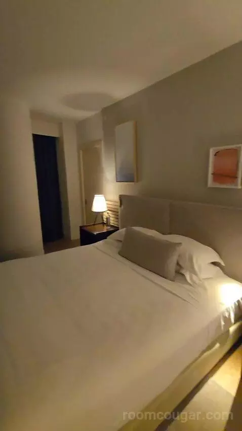 One-Bedroom Suite with Water View (#1901) bed picture #6