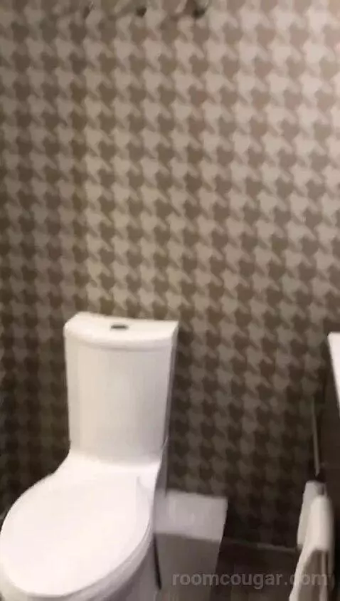 Queen Studio with Two Queen Beds (#422) bathroom picture #9