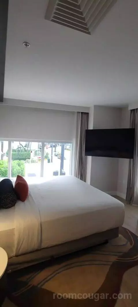 One Bedroom Centric Suite (#221) bed picture #6