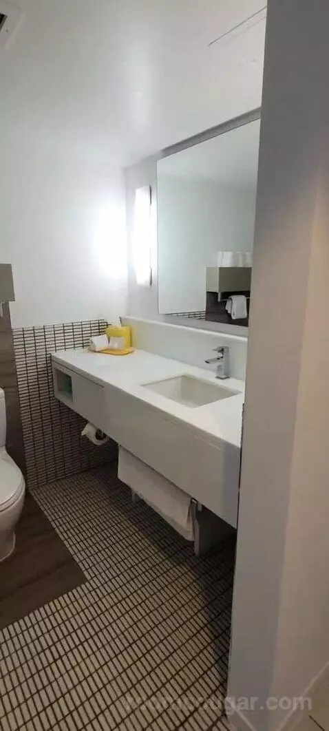 Double Room (#1537) bathroom picture #2