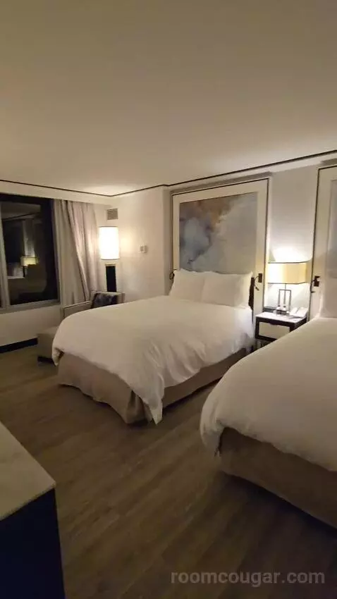Double Room with City View (#427) bed picture #6
