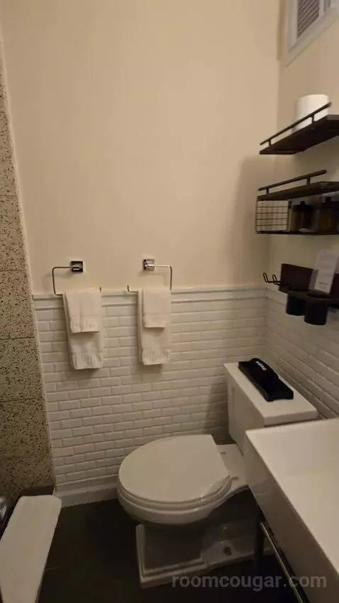 Queen Suite with Sea View (#1006) bathroom picture #5