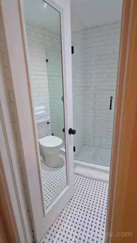 Double Room (#106) bathroom picture #2