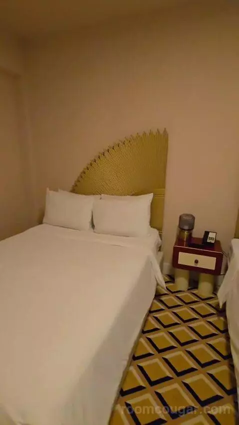 Double Room (#106) bed picture #8