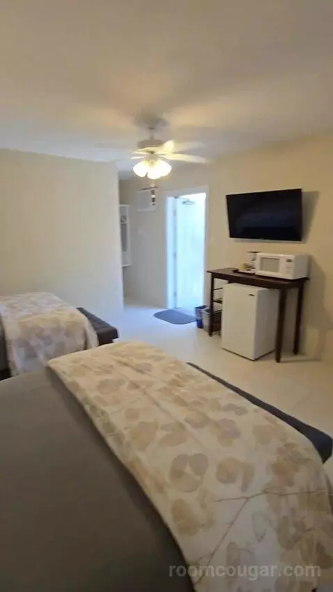 Two Double Beds Room - Poolside (#120) bed picture #9