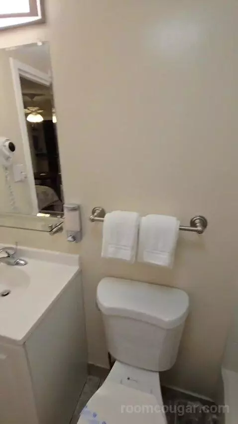 King Room with Kitchenette (#261) bathroom picture #10