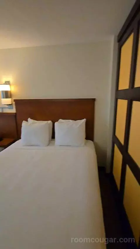 Queen Room with Two Queen Beds and Sofa Bed (#128) bed picture #2