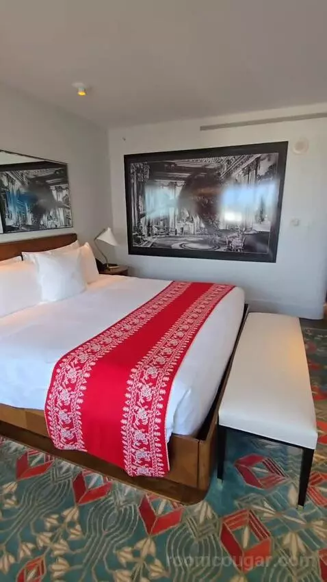 King Room with Bay View (#920) bed picture #6
