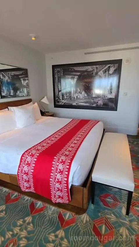 King Room with Bay View (#920) bed picture #7