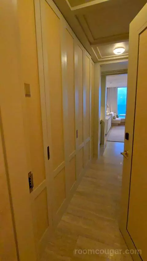 Oceanfront King Room (#802) picture #1