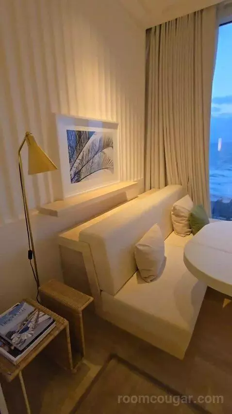 Oceanfront King Room (#802) bed picture #1