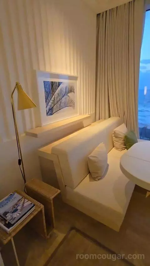 Oceanfront King Room (#802) bed picture #2