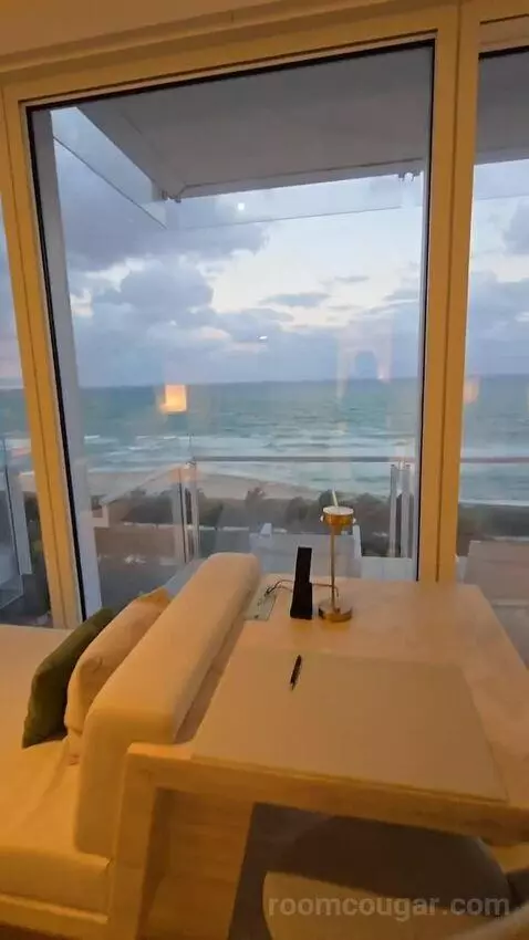 Oceanfront King Room (#802) view picture #1