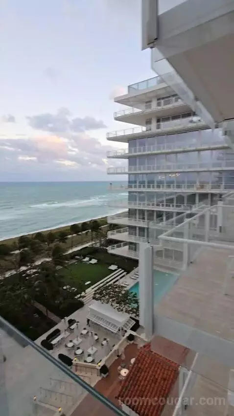 Oceanfront King Room (#802) view picture #3