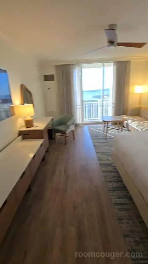 King Room with Bay View (#1226) view picture #3