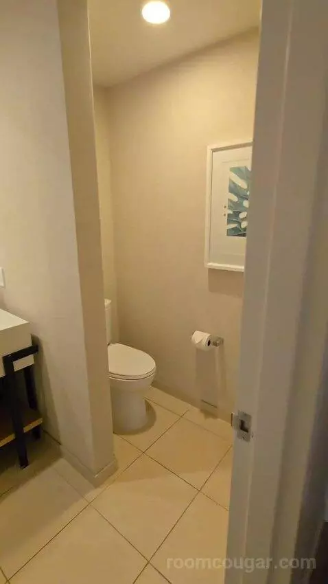 King Room with Bay View (#1226) bathroom picture #1