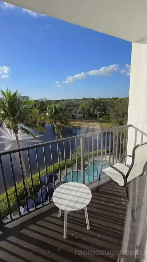 King Room Lake View with Balcony (#504) view picture #5