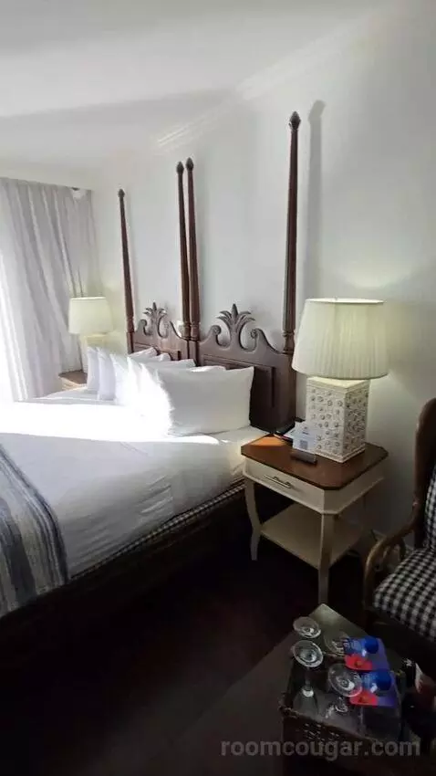 King Room Lake View with Balcony (#504) bed picture #1