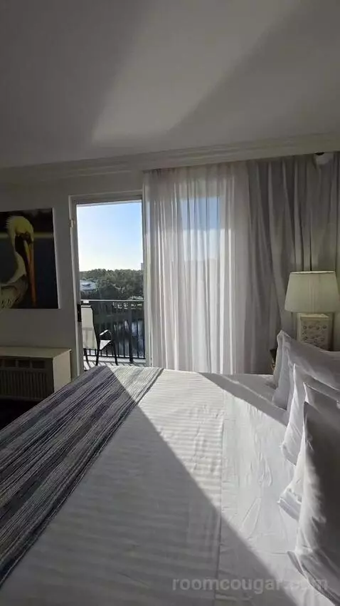 King Room Lake View with Balcony (#504) bed picture #11
